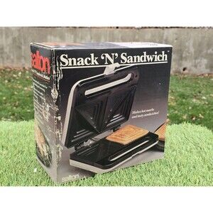 VTG Salton Snack 'N' Sandwich Maker 1991 Model SA4 Panini Crimps and Seals NOS
